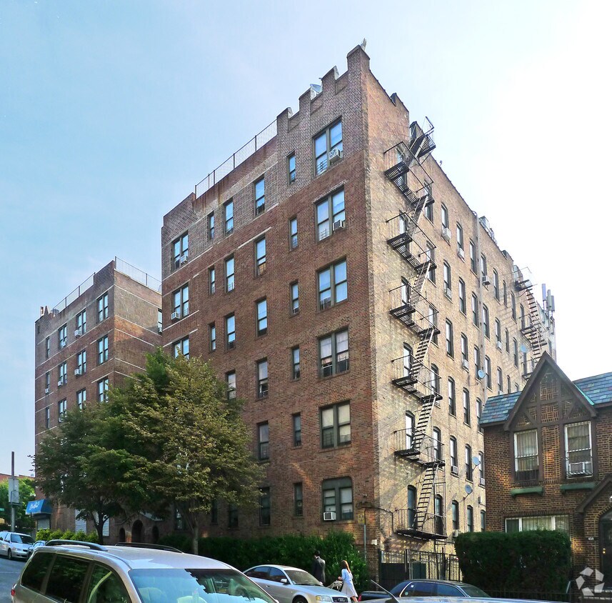 Primary Photo - 506 Empire Blvd