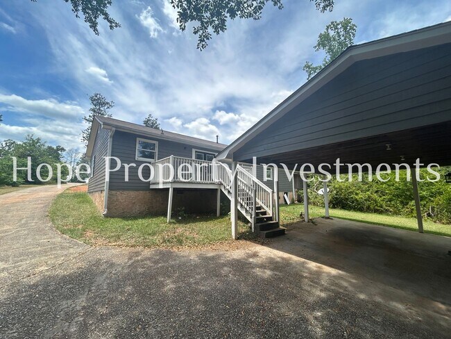 Foto del edificio - 168 Old Corinth Rd