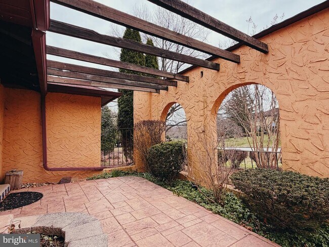 Foto del edificio - 1317 Mettler Rd