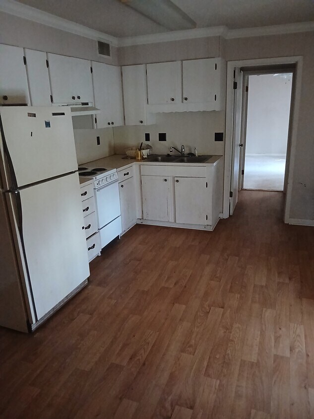 100 Old Highway 64 Unit 2 bedrooms, Plumerville, AR 72127 Apartments