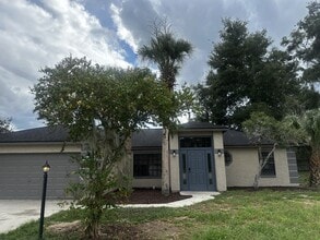 Building Photo - 25 Cedar Terrace