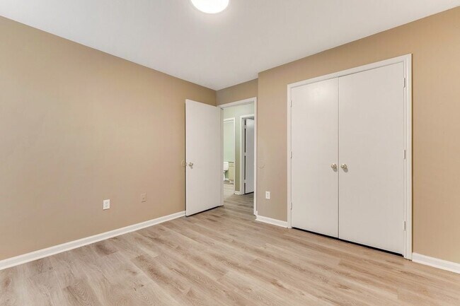 Foto del edificio - Cypress Park Apartments