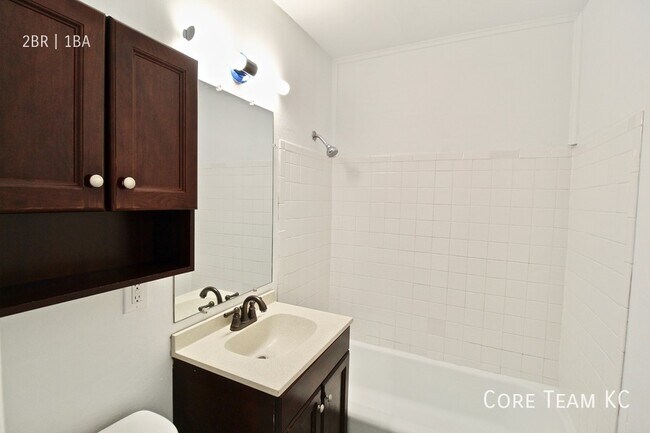 Foto del edificio - 4128 Roanoke Rd