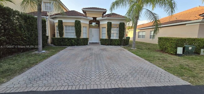 Foto del edificio - 16325 SW 103rd Terrace