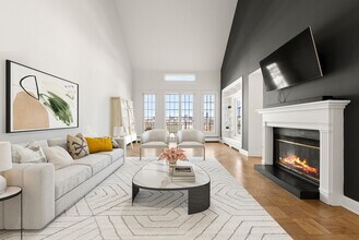 Building Photo - 200 Shearwater Ct W