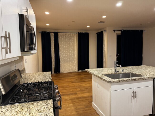 Foto del edificio - 32 Finch