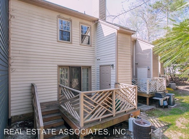 Building Photo - 2 br, 2.5 bath House - 3109 Coachman's Way