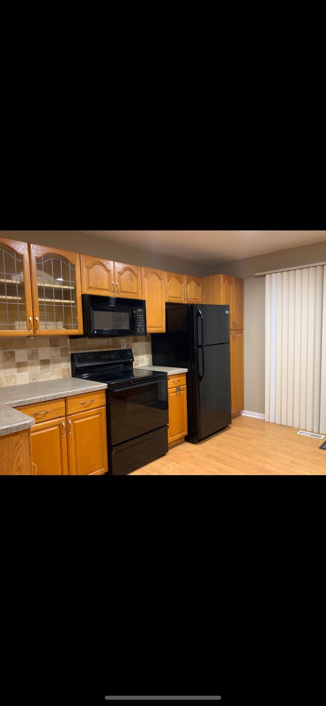 Building Photo - 26621 Townley St