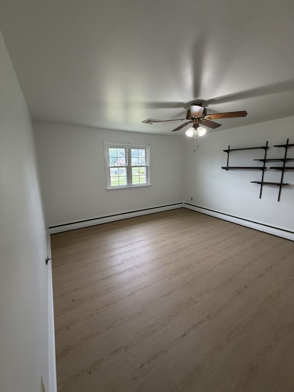 Building Photo - 5391 Chapmans Rd