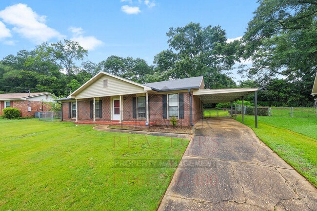 Foto del edificio - 4008 Penrod Dr
