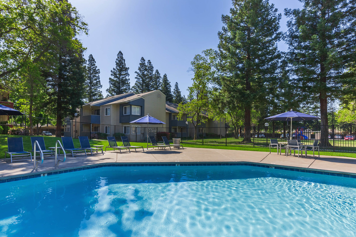 Redwood Square Apartments - Apartments in Sacramento, CA | Apartments.com