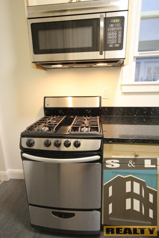 Building Photo - 1 bedroom in San Francisco CA 94109