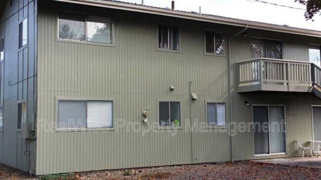 Foto del edificio - 221 NW 7th St
