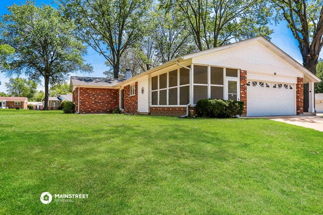 Building Photo - 14290 Mondoubleau Lane