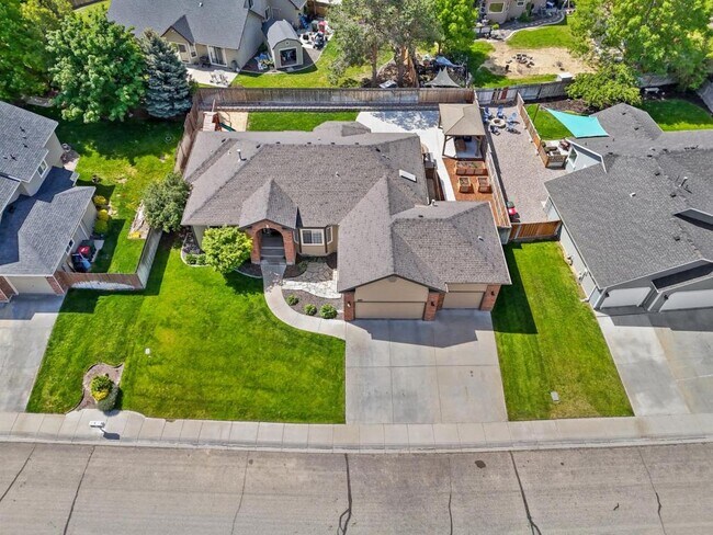 Foto del edificio - 695 W Riodosa Dr
