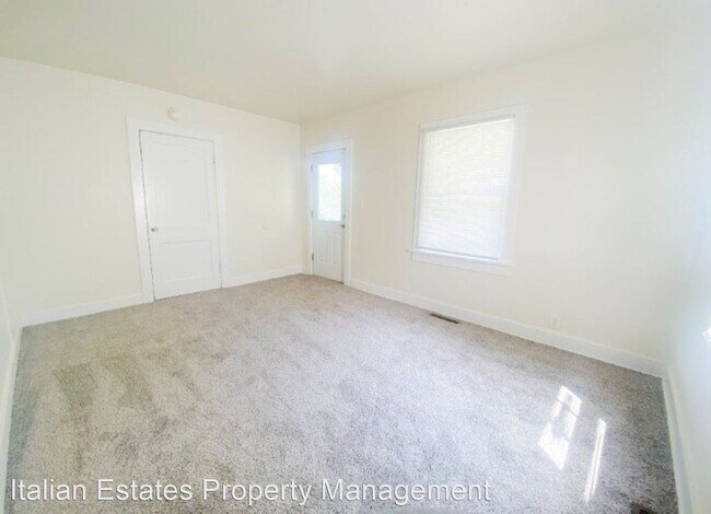 Foto del edificio - 3 br, 2 bath House - 837 W 7th St.