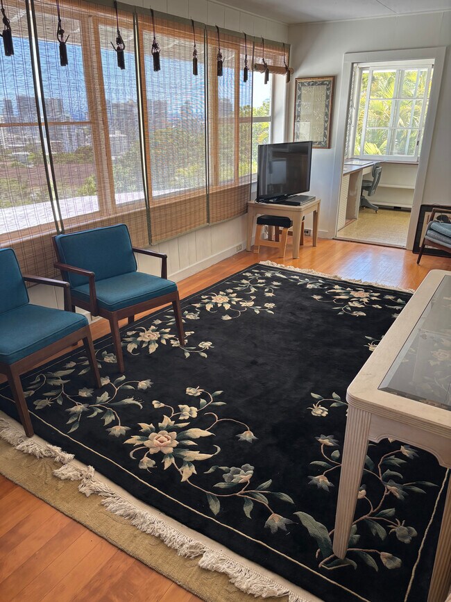 Foto del edificio - 1970 Mott-Smith Dr