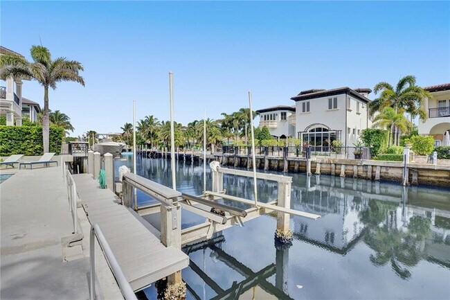 Foto del edificio - 1033 Brooks Ln
