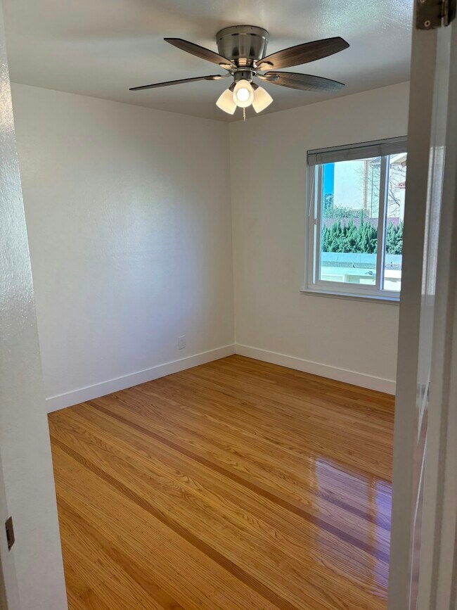 Foto del edificio - 3465 Somerset Ave