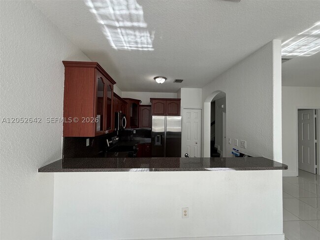Foto del edificio - 1449 SE 24th Ct