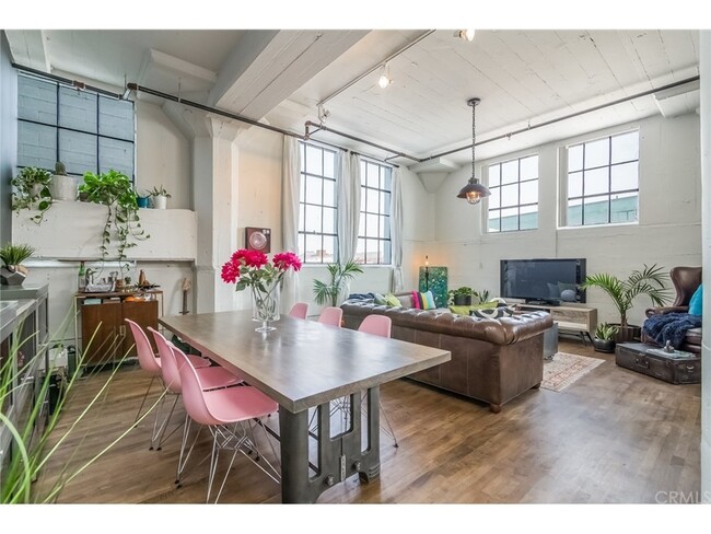Dining_Living Room - 420 S San Pedro St