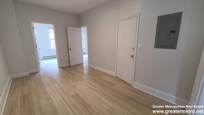 Foto del edificio - 9 Noyes Plz