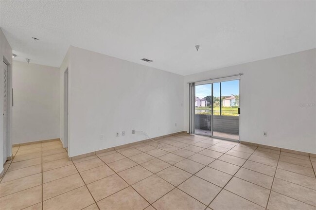 Building Photo - 10265 Gandy Blvd N