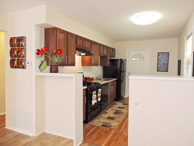 Foto del edificio - 3 Bed - 1 Bath Ranch for Rent in Bedford |...