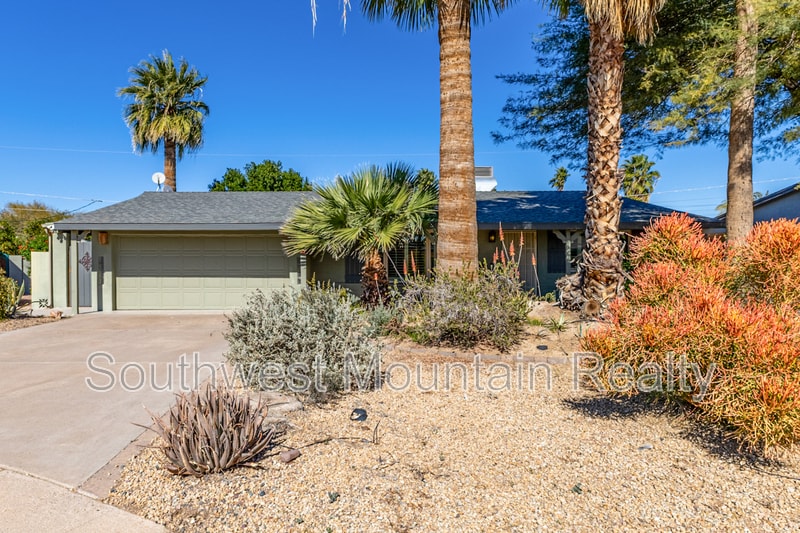 Photo - 8538 E Mitchell Dr