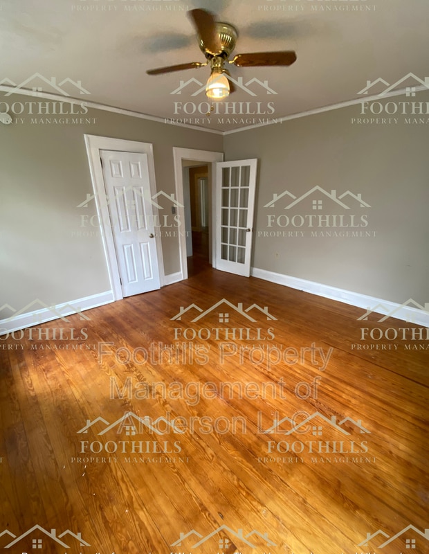 Building Photo - 611 Bonham Ct