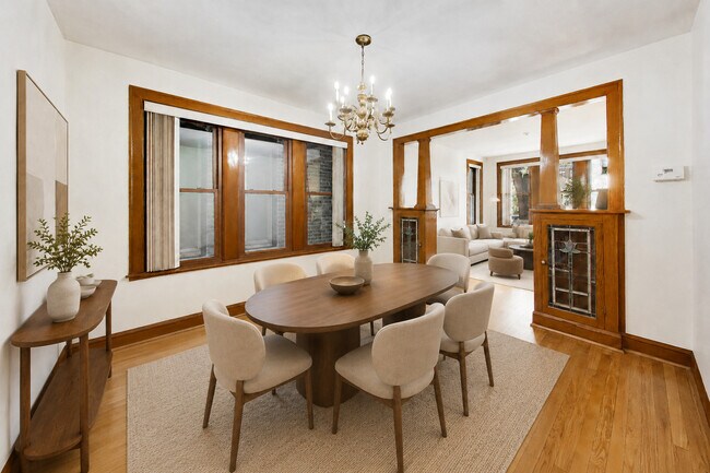 Foto del edificio - 3427 S Emerald Ave