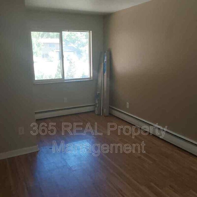 Foto del edificio - 1434 E 16th St