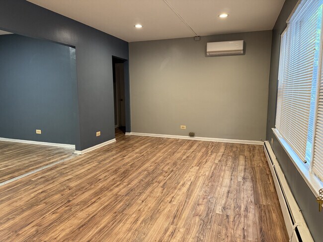 Foto del edificio - 1727 W North Shore Ave