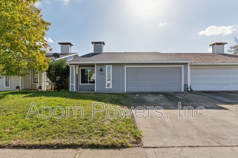 Foto principal - 9752 Woodhollow Way