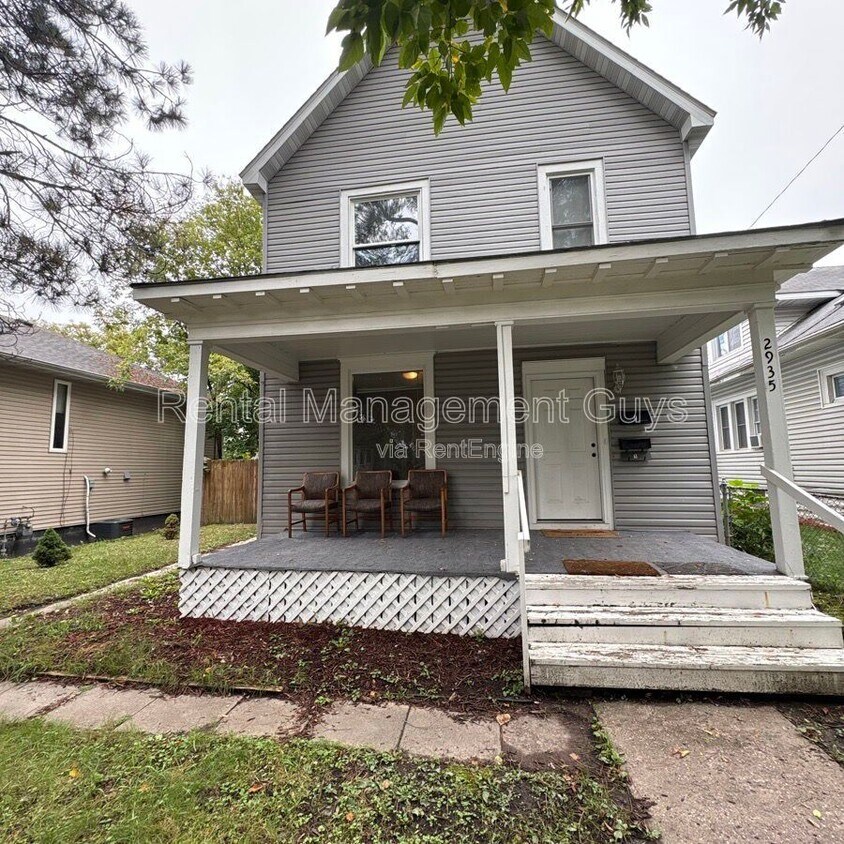Foto principal - 2935 N Aldrich Ave