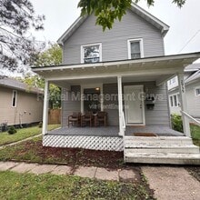 Building Photo - 2935 N Aldrich Ave