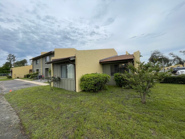 Building Photo - For Lease - 3 BR | 2 BA Newly Remodeled To...