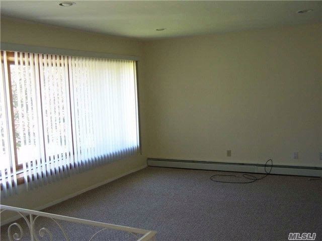 Building Photo - 137 Keswick Dr