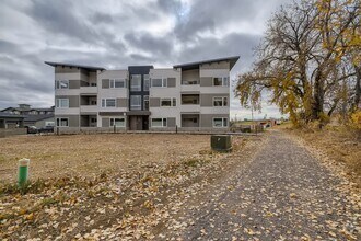 Building Photo - 1312 Snowberry Ln