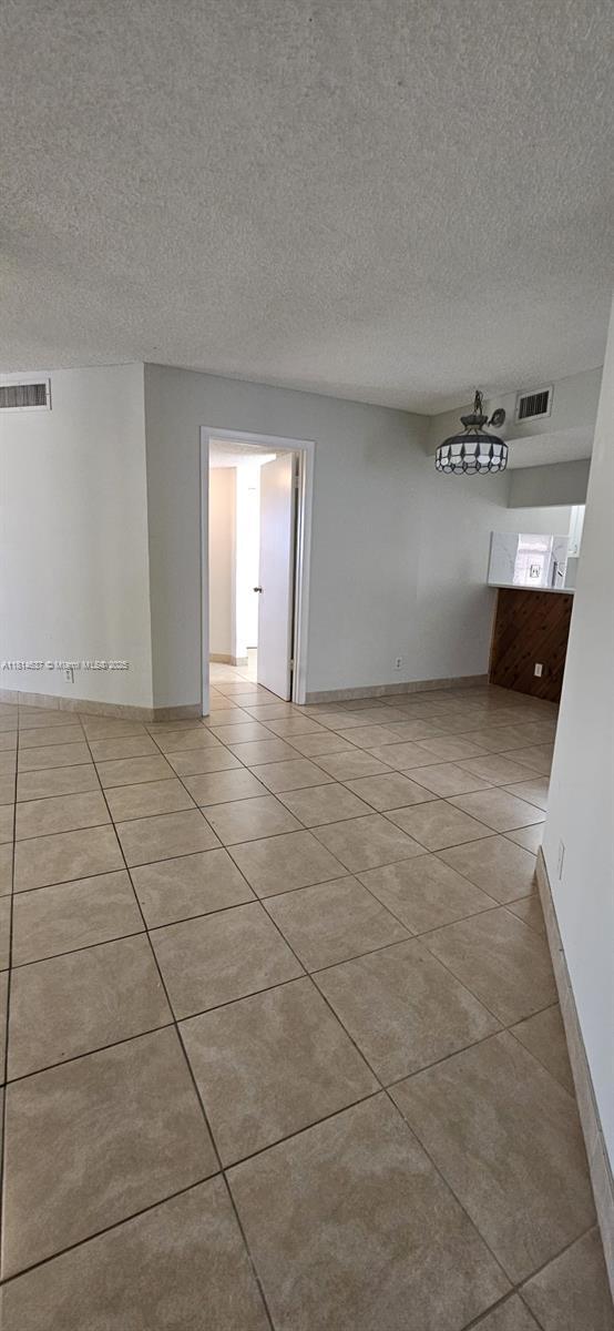 Building Photo - 10451 W Broward Blvd