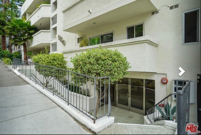 Foto del edificio - 960 Larrabee St