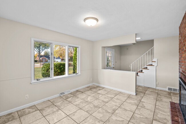 Foto del edificio - 3735 Heatherdowns Blvd