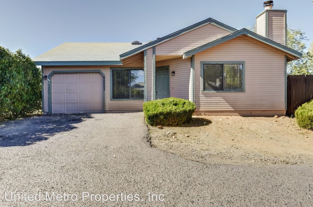 Foto principal - 8400 E Lakeshore Dr