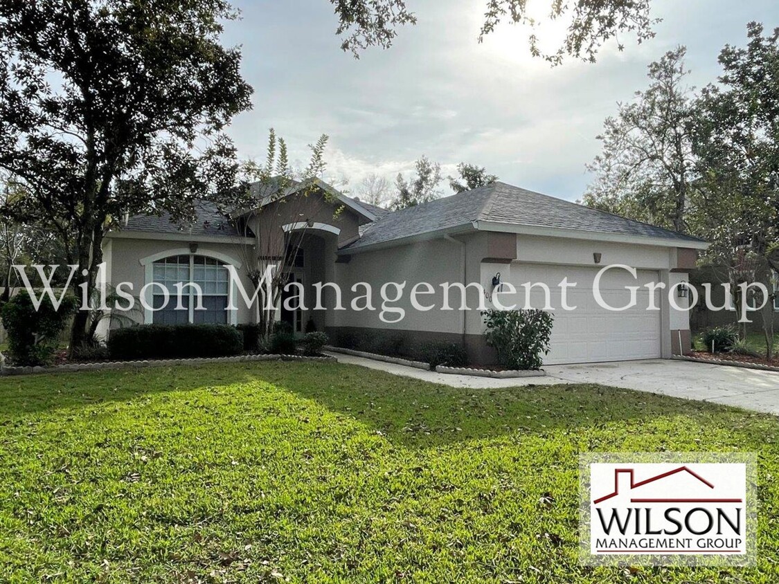 Primary Photo - 3 br, 2.5 bath House - 400 Suncrest Court