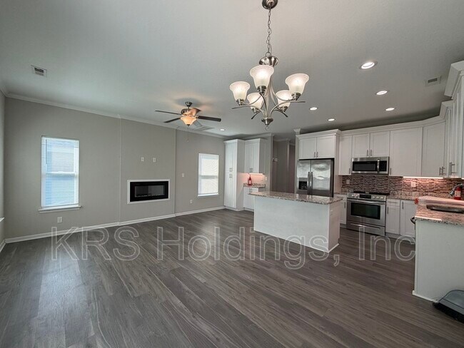 Foto del edificio - 125 Charlotte Ave