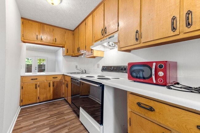 Building Photo - Fall 2026 - Check out the location!