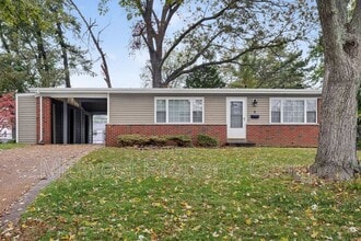 Building Photo - 4 Saratoga Ct