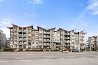 Building Photo - 7809-7209 209 St