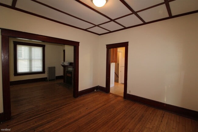 Building Photo - 9 br, 3.5 bath House - 416 Hamilton Pl