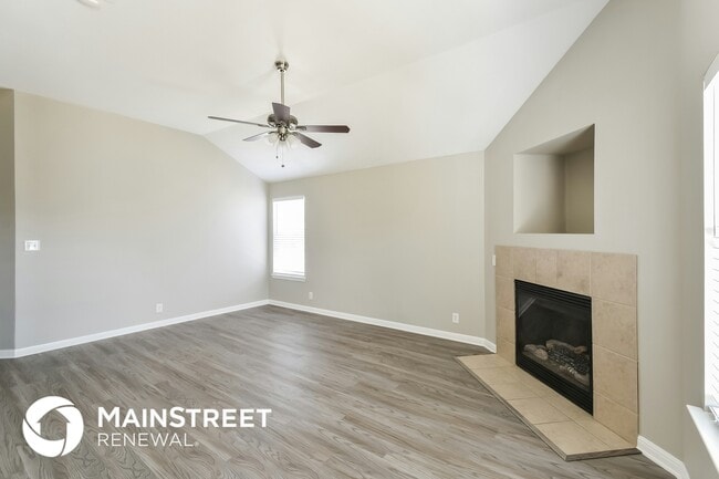 Building Photo - 8514 Whitebrush